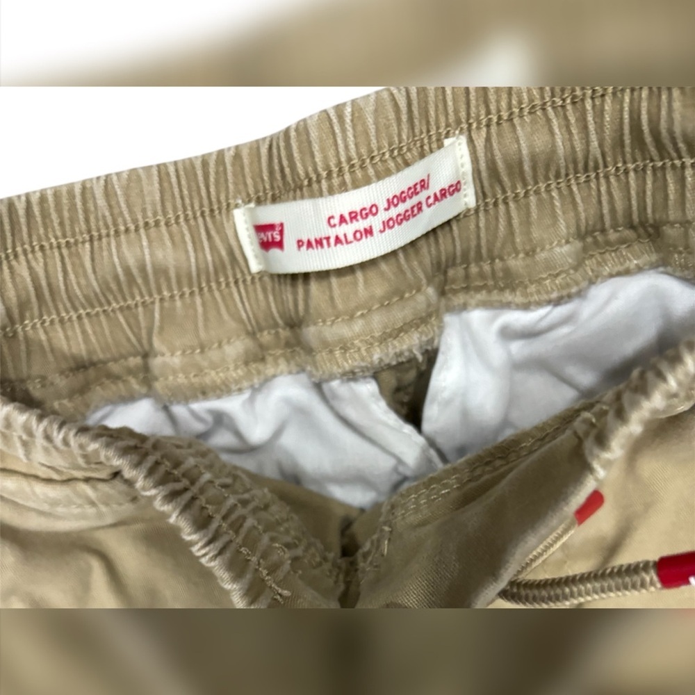 (B) Levi’s Khaki Jogger Pants (Boys) - Picture 3 of 9